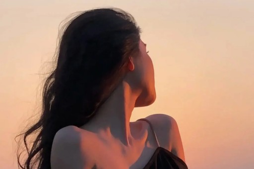 24小时4大瓜！曝偷税漏税、婚内出轨、女顶流直播擦边个个离谱